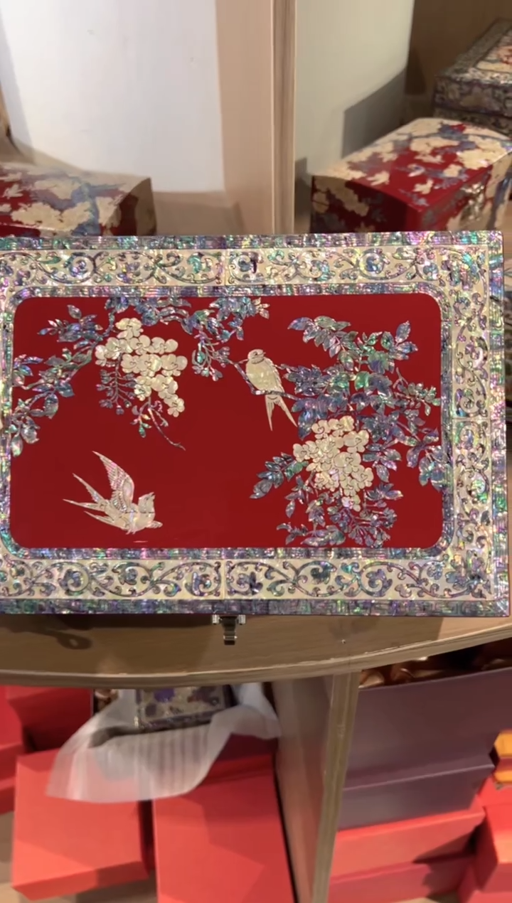 【闪购商品】样品鱼锁绒布底弘贝雅螺钿漆器文化馆  