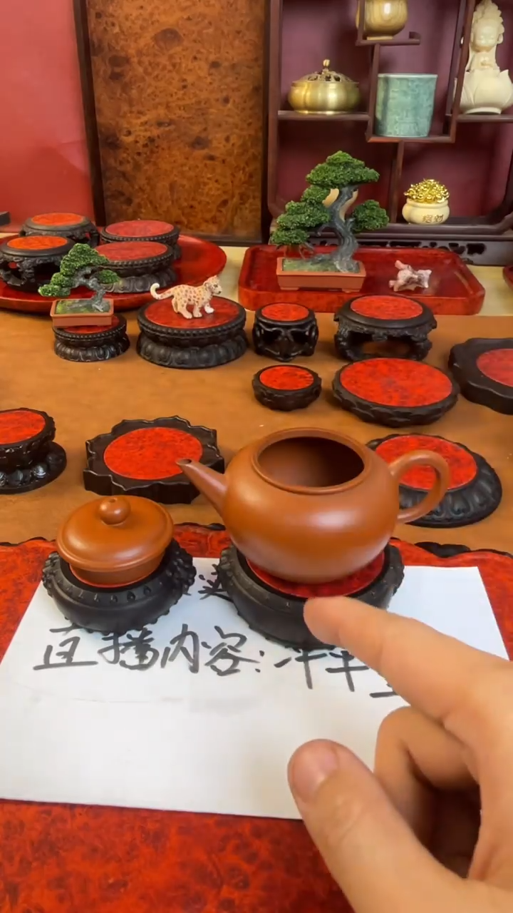 【闪购商品】东非黑黄檀（紫光檀）木艺大，小貔貅一套