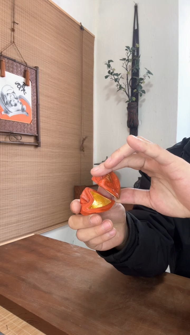 【闪购商品】杯中古品个别存有岁月痕迹，谨慎下单哦~