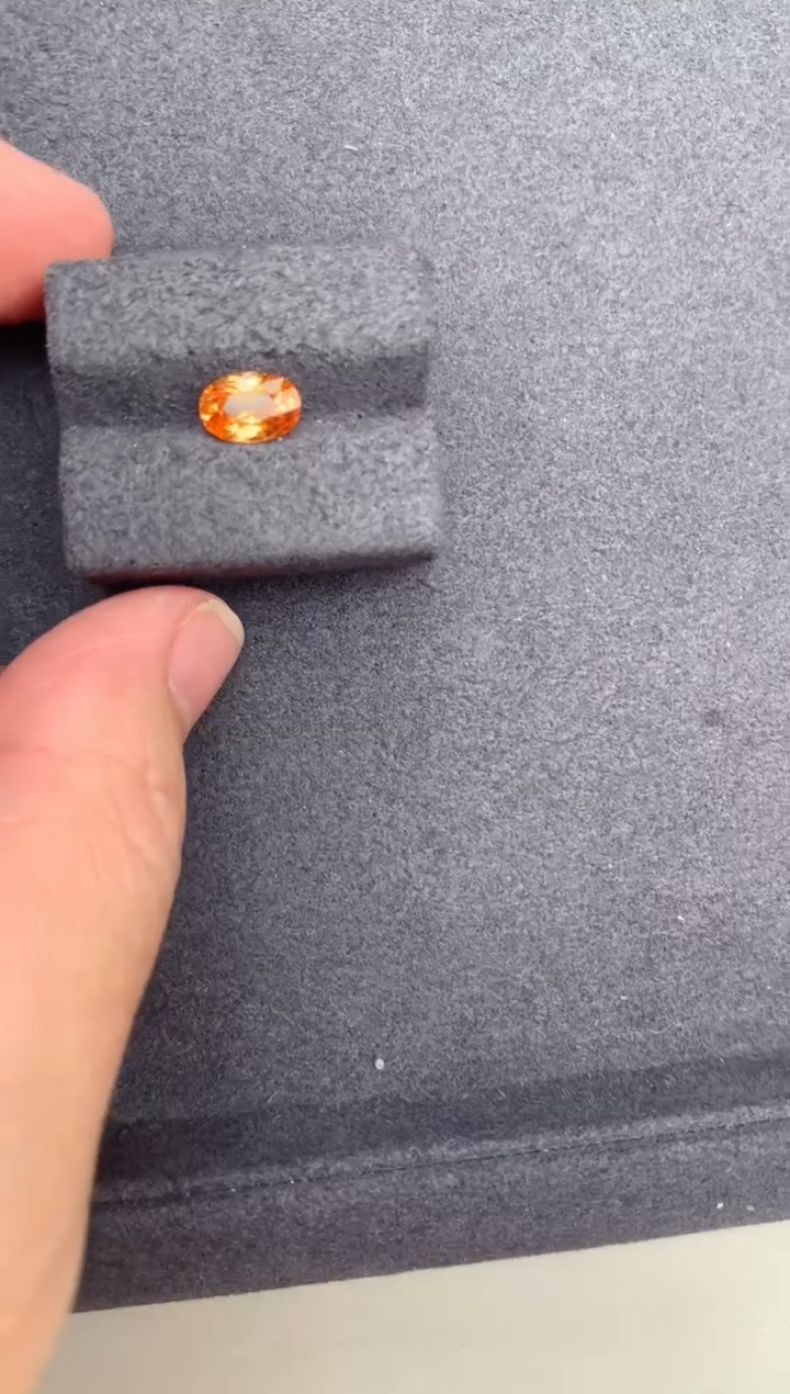 【闪购商品】石榴石（芬达石）裸石未镶嵌1.2ct芬达