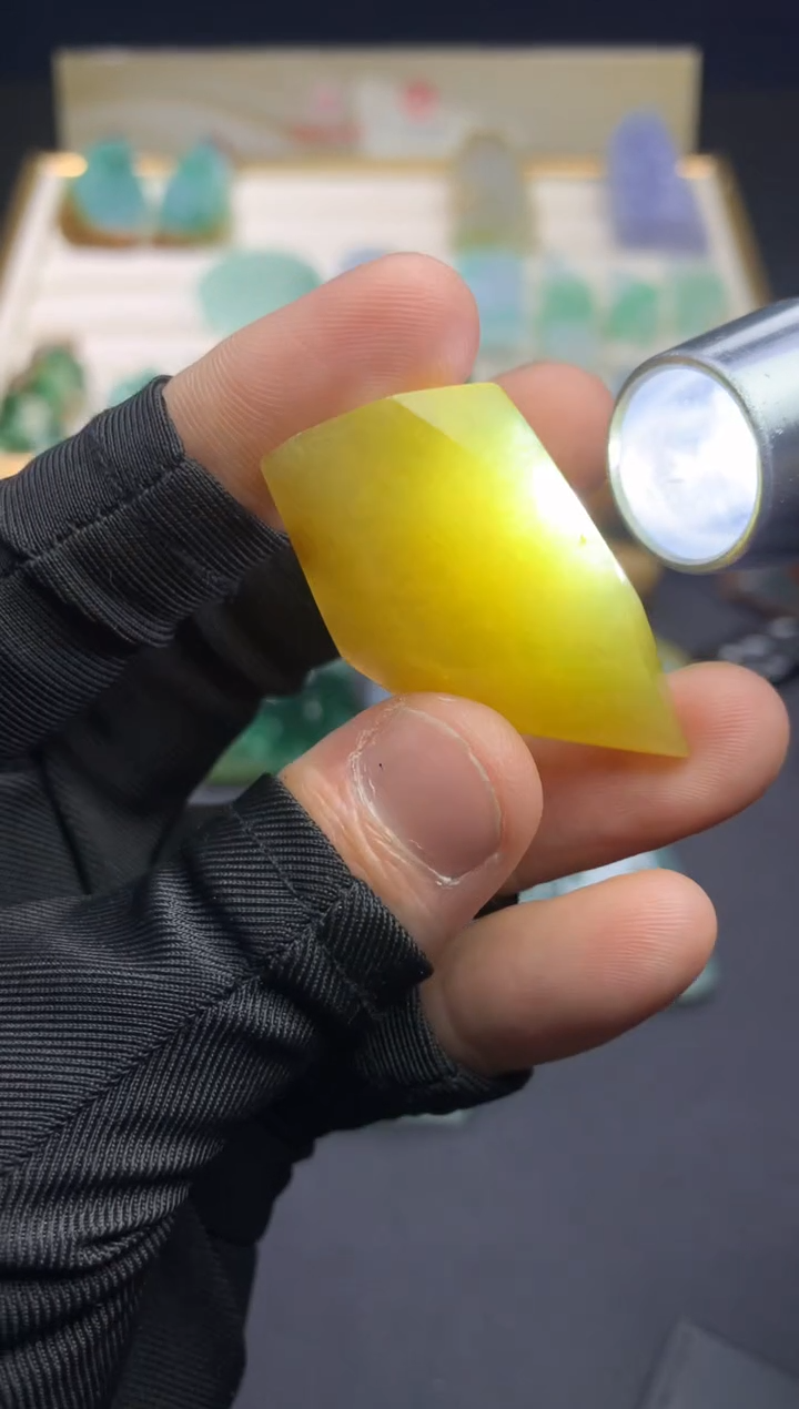 【闪购商品】定制翡翠未镶嵌