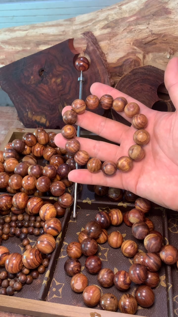 手串黄花梨/降香黄檀海南黄花梨1.5单圈15颗手串定制，不退不换