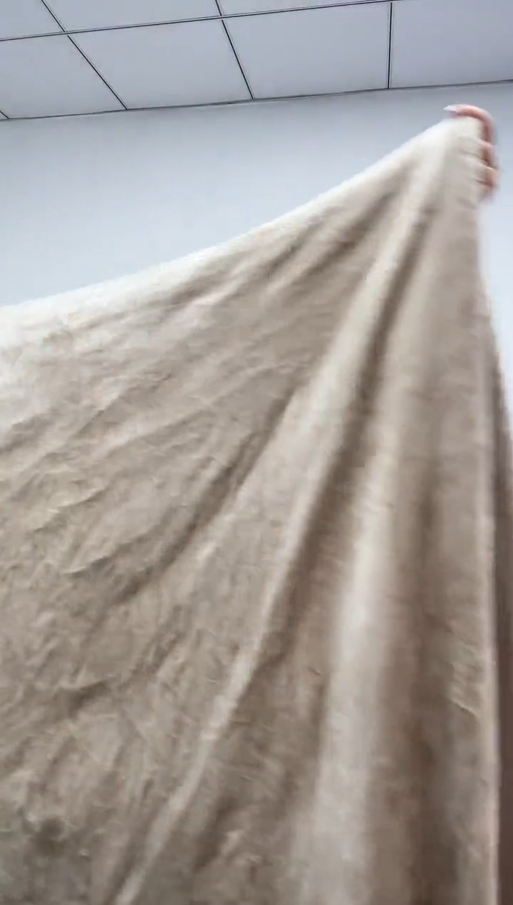 法兰绒1.5X2毯子