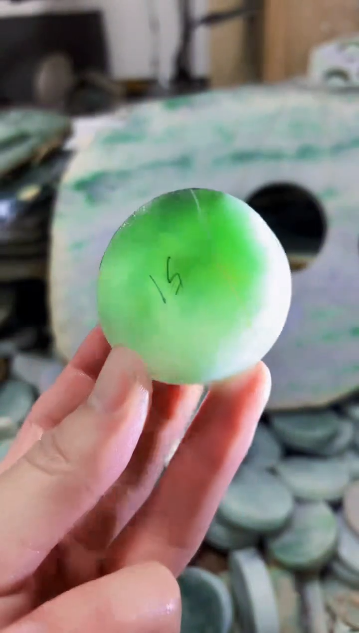 【闪购商品】翡翠颈饰未镶嵌A货白谭1526