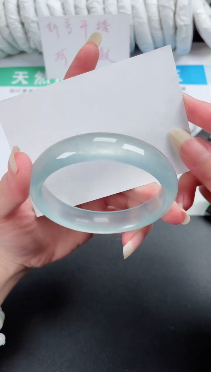 【闪购商品】石英质玉手镯未镶嵌194-58.5