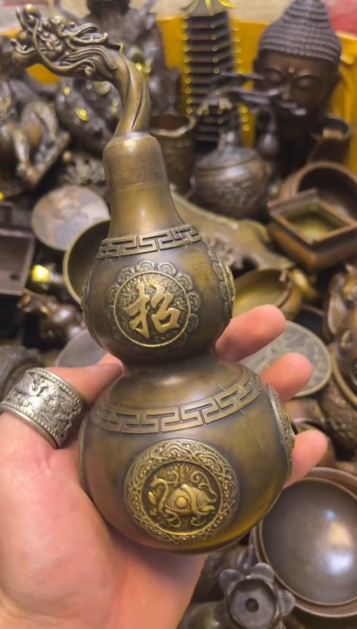 精美铜器，点击下单