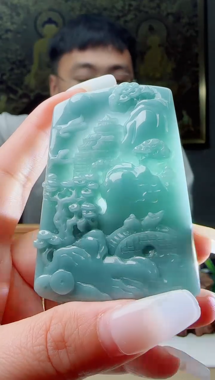 翡翠未镶嵌颈饰1111111111