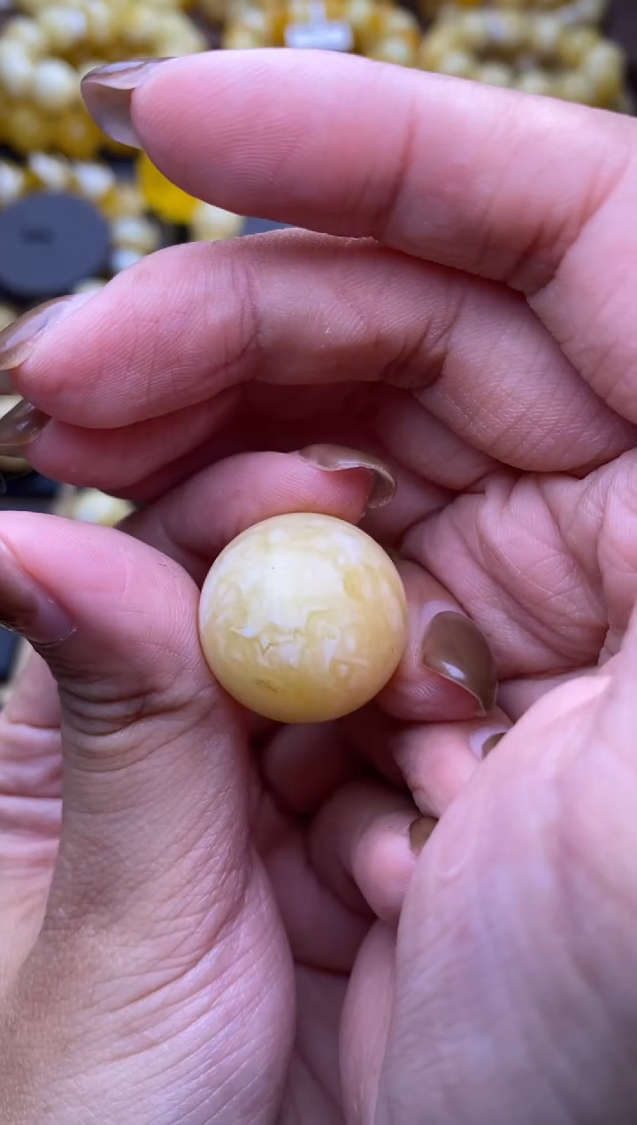 【闪购商品】琥珀裸石未镶嵌大小姐珠宝严选100