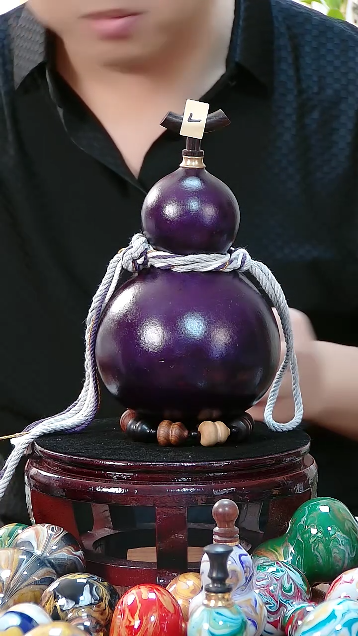 藤待**?酒葫芦    200