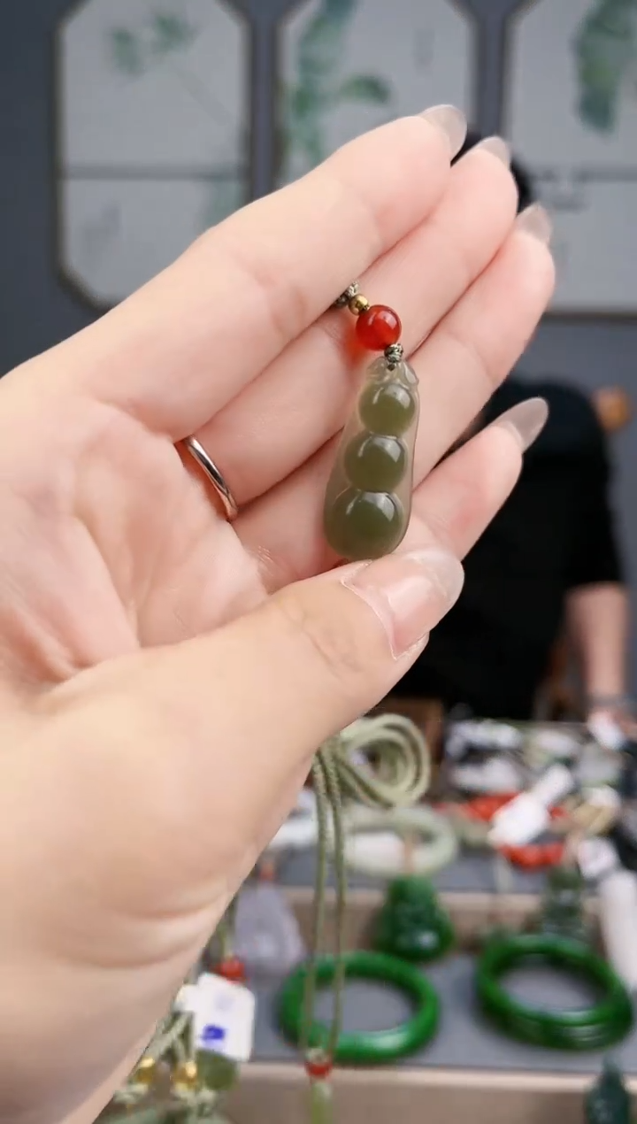 【闪购商品】和田玉颈饰未镶嵌AA多样性发货 拍一发一