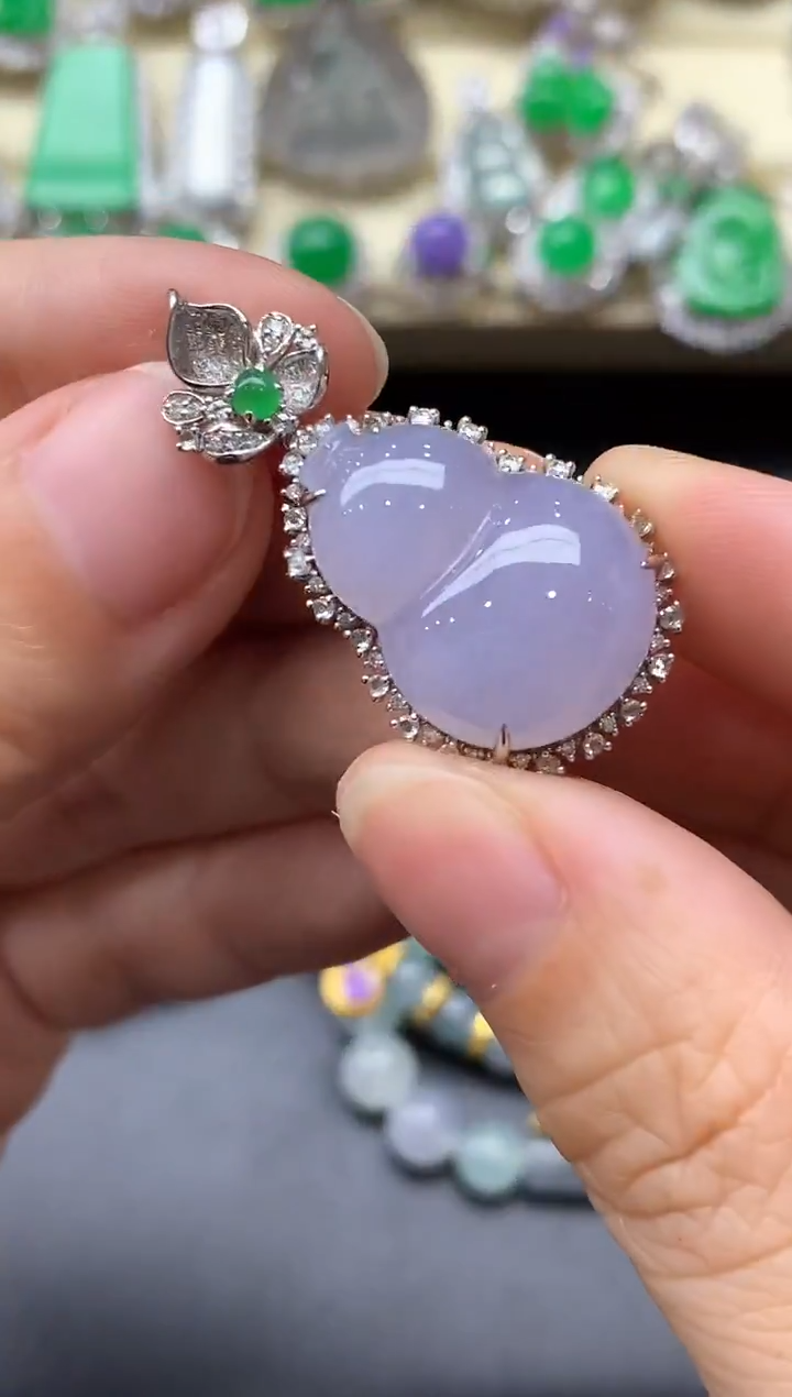 颈饰18K金镶嵌翡翠532-中国好珍宝