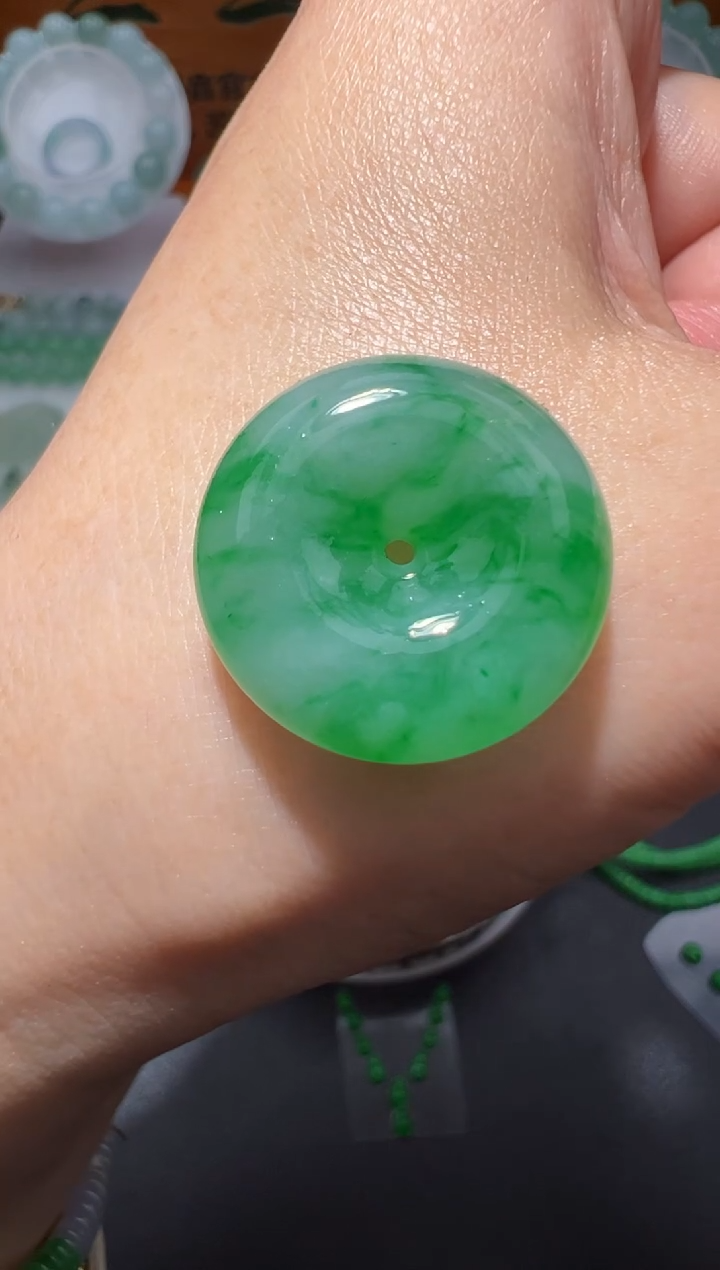 【闪购商品】定制翡翠未镶嵌20.7*6.6平安扣