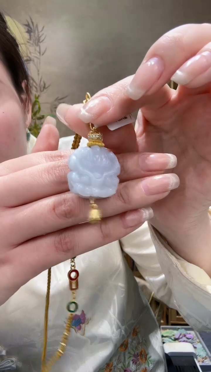 【闪购商品】翡翠颈饰未镶嵌吊坠