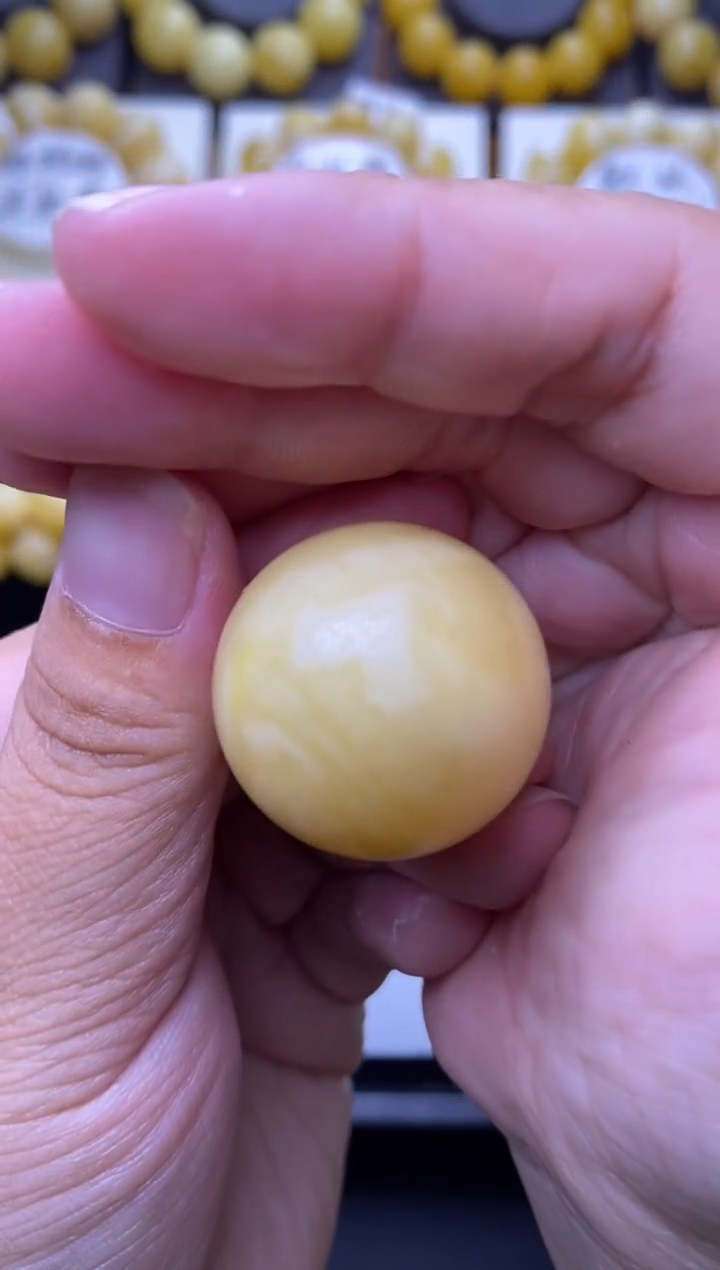 裸石琥珀未镶嵌看****海大小姐珠宝严选33