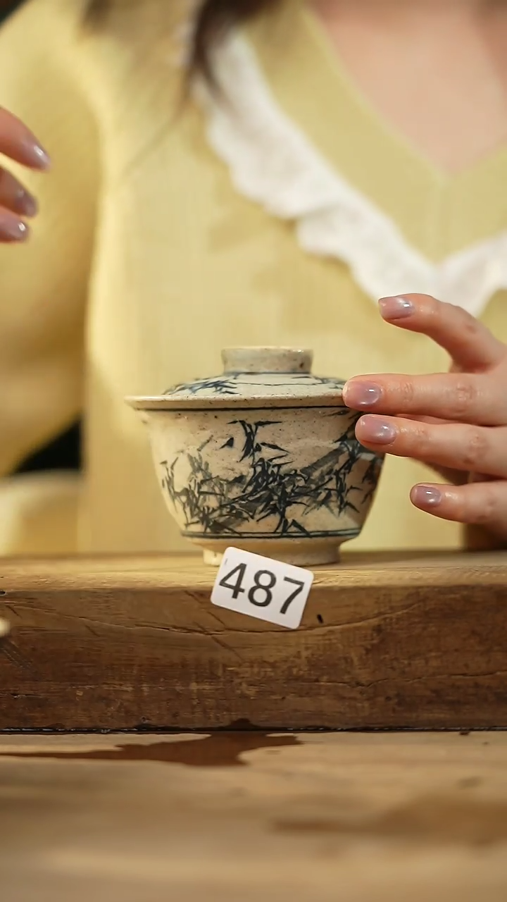 【闪购商品】瓷片设计师手作款 仿古青花手绘盖碗