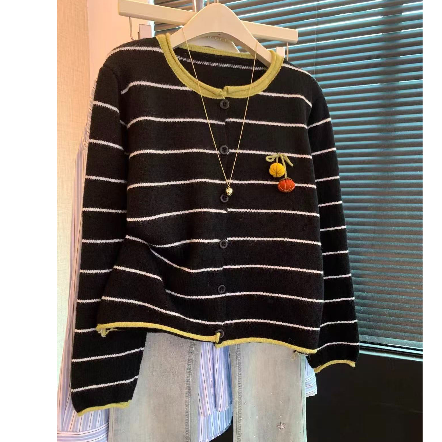 Miss•赵女装2~两个南瓜条纹开衫毛衣01264