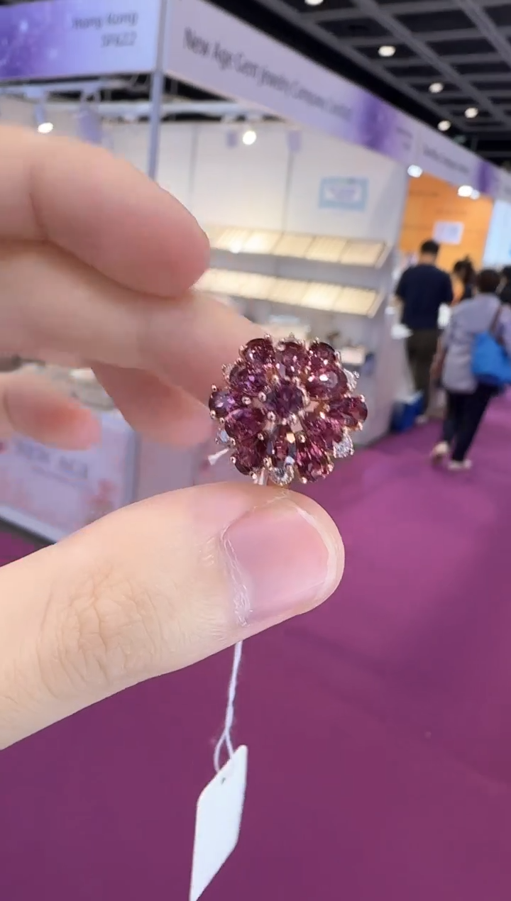 银S925镶嵌戒指石榴石繁花设计款