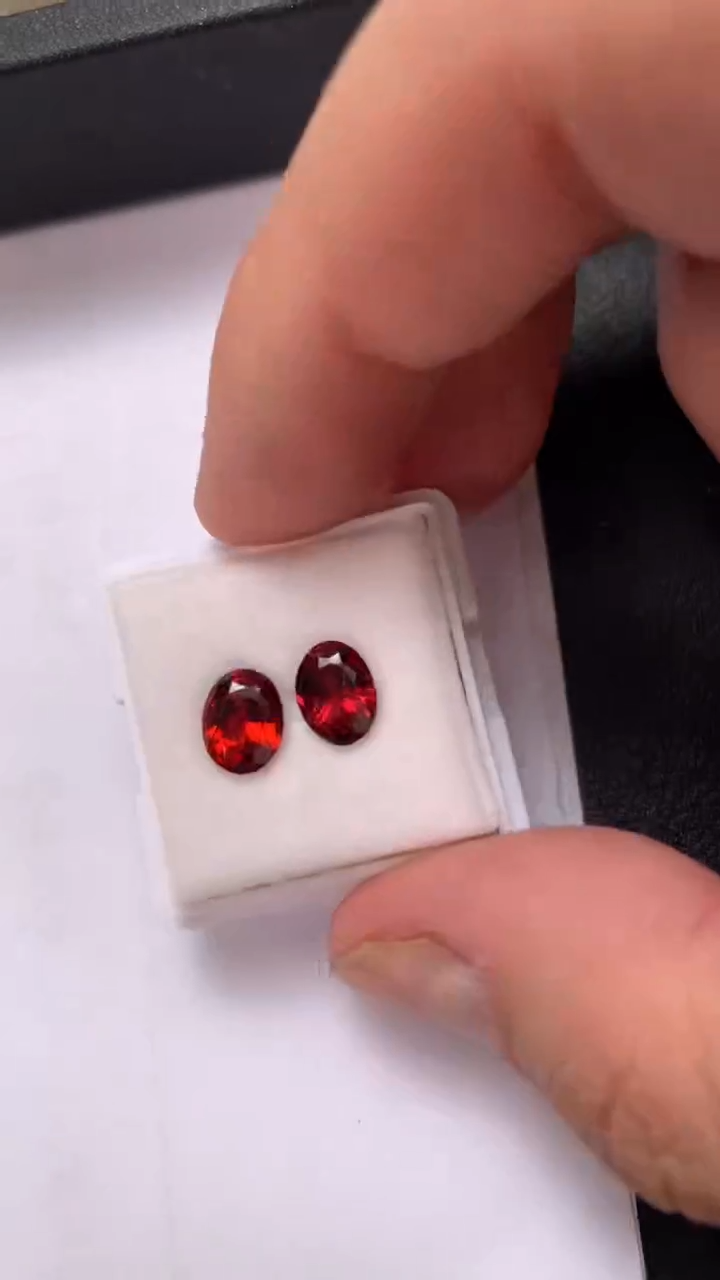 【闪购商品】石榴石裸石未镶嵌1粒