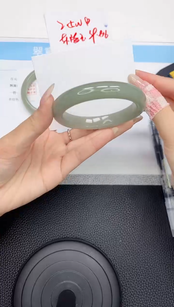 石英质玉手镯未镶嵌203-58.8