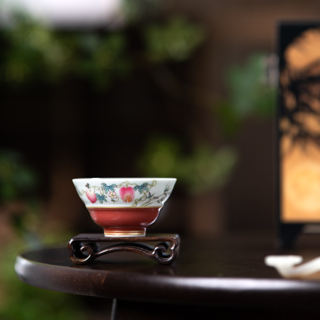 《一如山房》祭红珐琅彩瓜果折腰杯