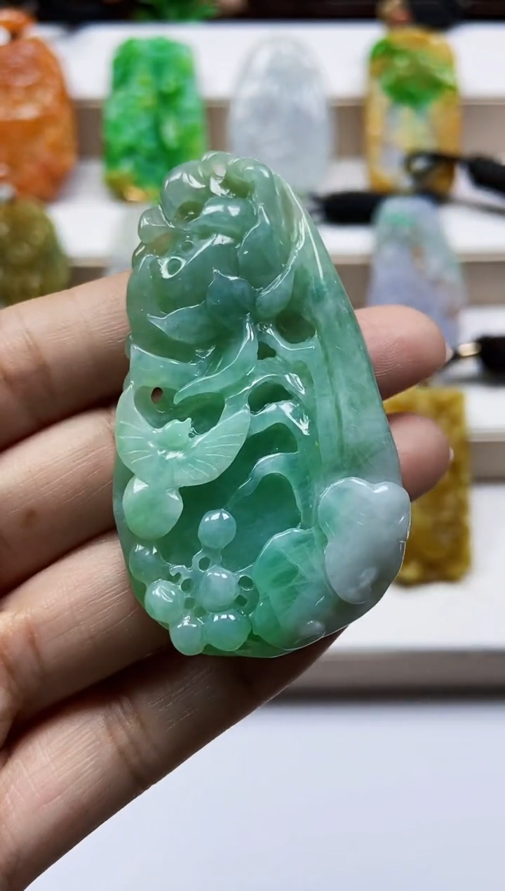 颈饰未镶嵌翡翠翡翠A货