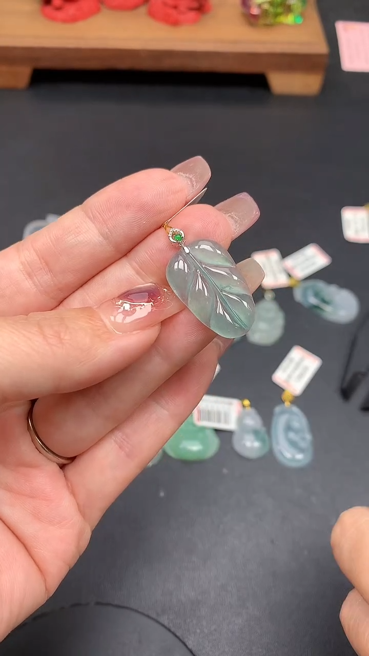 翡翠18K金镶嵌吊坠(不含链)MS180622