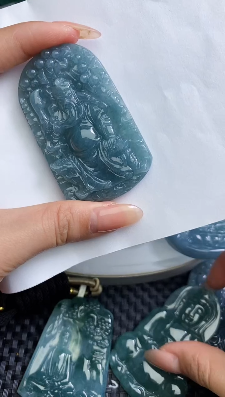 【闪购商品】翡翠颈饰未镶嵌111111111