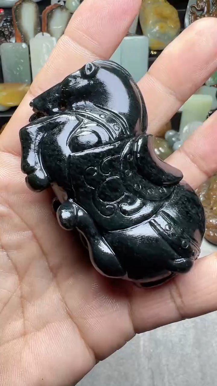 【闪购商品】和田玉把件未镶嵌-0