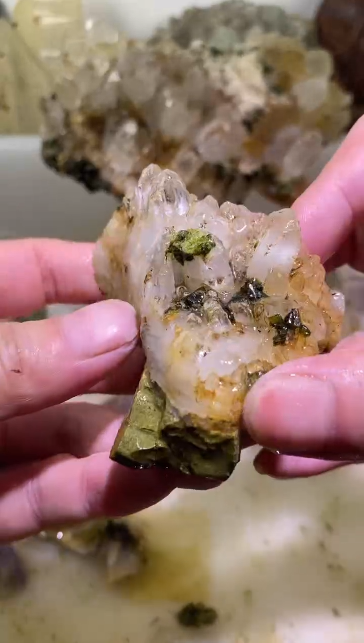 未镶嵌珠宝半成品水晶100号130g四川美姑超七花园水晶