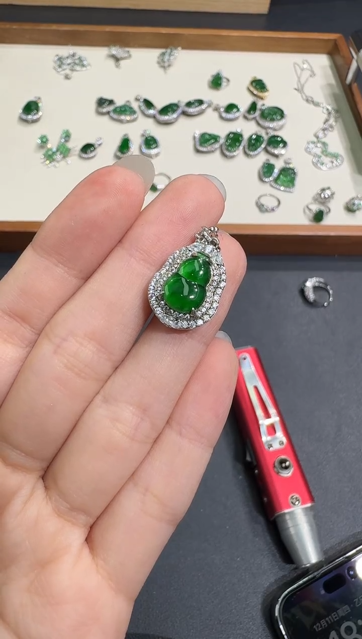 颈饰银S925镶嵌翡翠X1211-886-352