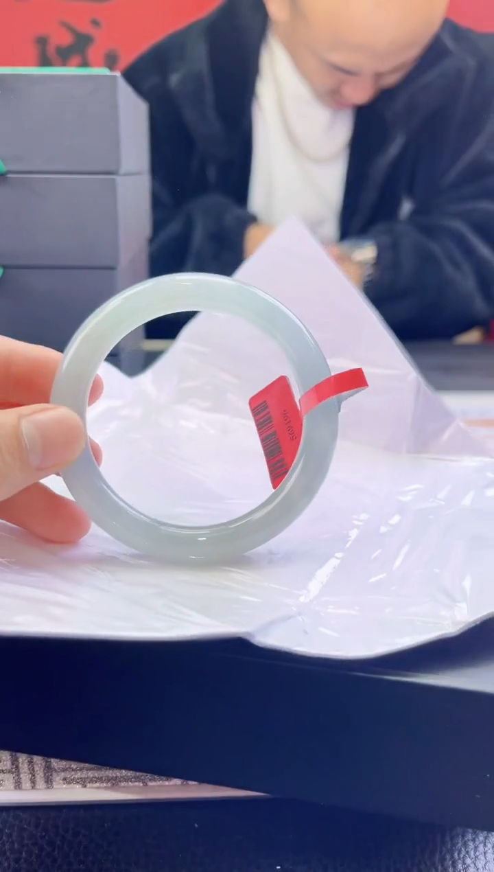 【闪购商品】翡翠手镯未镶嵌翡翠手镯