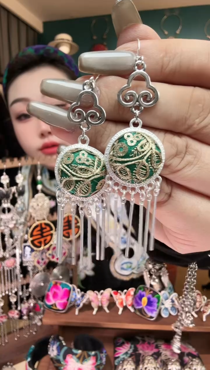 刺绣纯手工民族风刺绣耳环