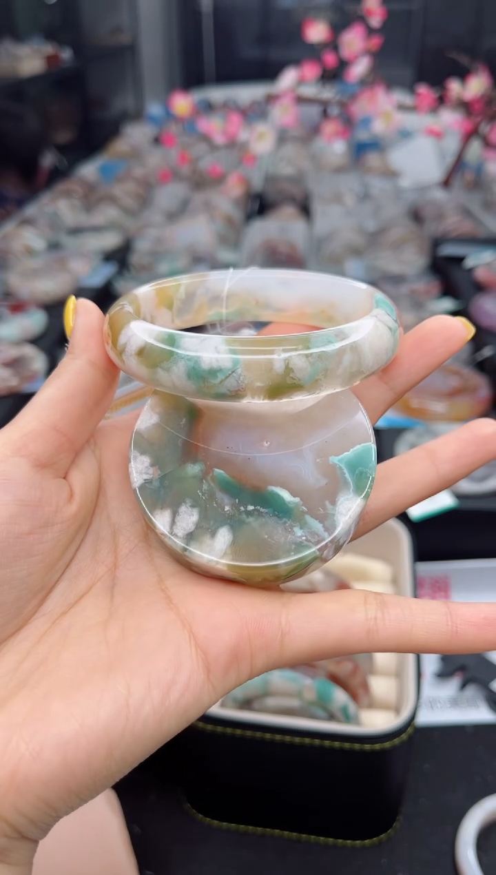 石英质玉未镶嵌手镯60圈口（赠送镯心）S9370