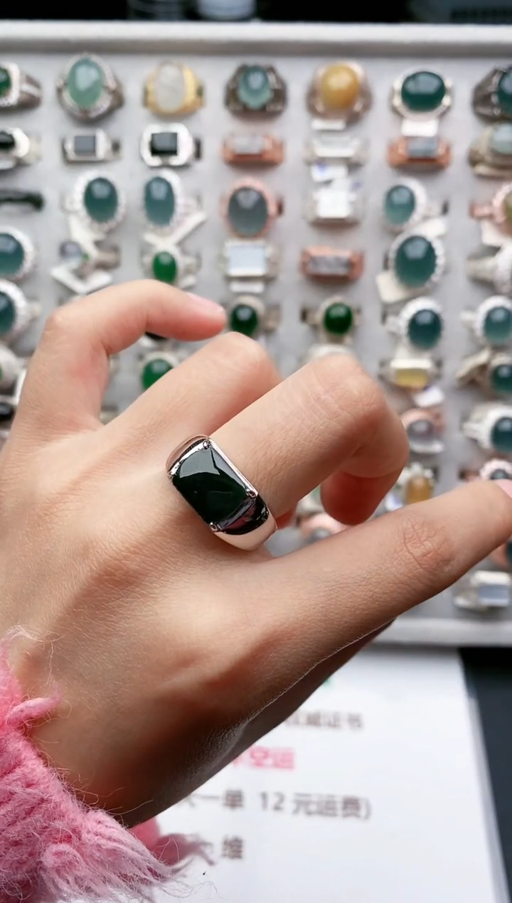 【闪购商品】翡翠戒指银S925镶嵌天然翡翠时尚男戒