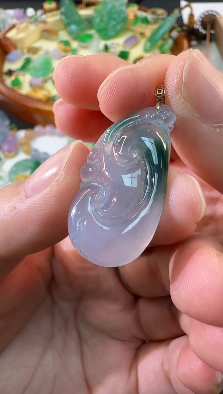 【闪购商品】翡翠吊坠(不含链)18K金镶嵌缅甸翡翠A货吊坠