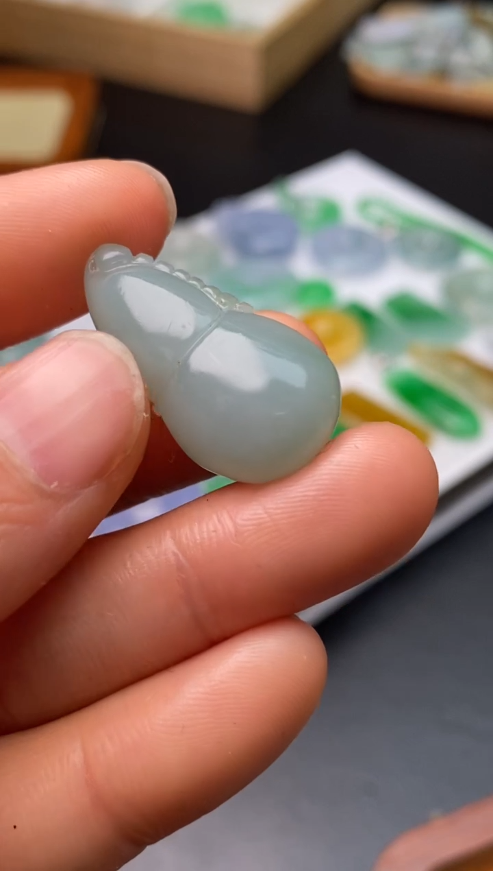 【闪购商品】定制翡翠未镶嵌翡翠毛货~