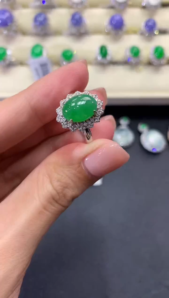 【闪购商品】翡翠戒指18K金镶嵌a160       