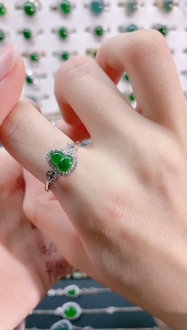 【闪购商品】翡翠戒指银S925镶嵌天然翡翠