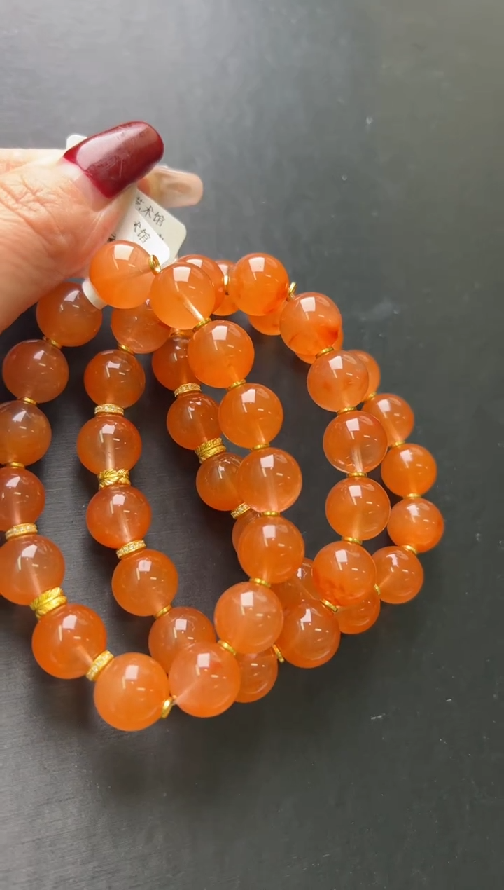 【闪购商品】水晶手串未镶嵌红兔毛喜到手串多样性发一Z70068