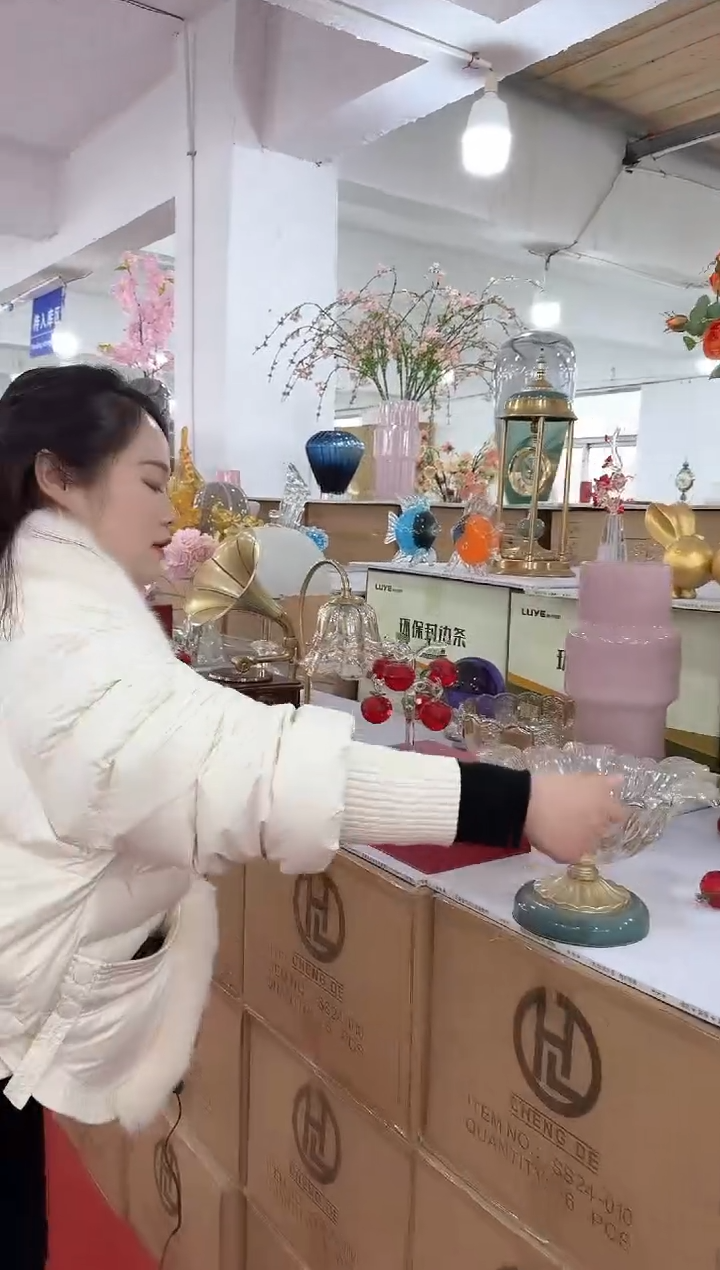 【闪购商品】琉璃迪喜花器-m-早13 孔雀