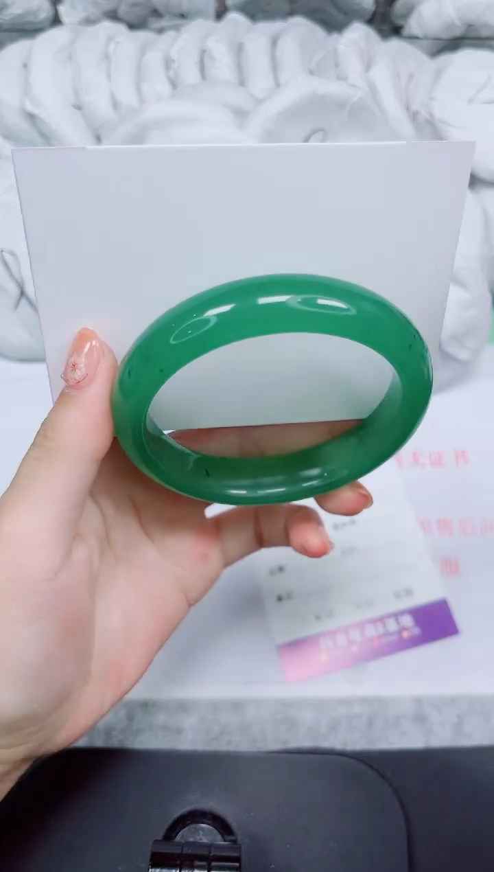 石英质玉手镯未镶嵌156-58