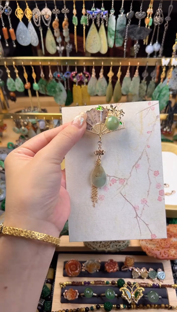 未镶嵌定制翡翠翡翠