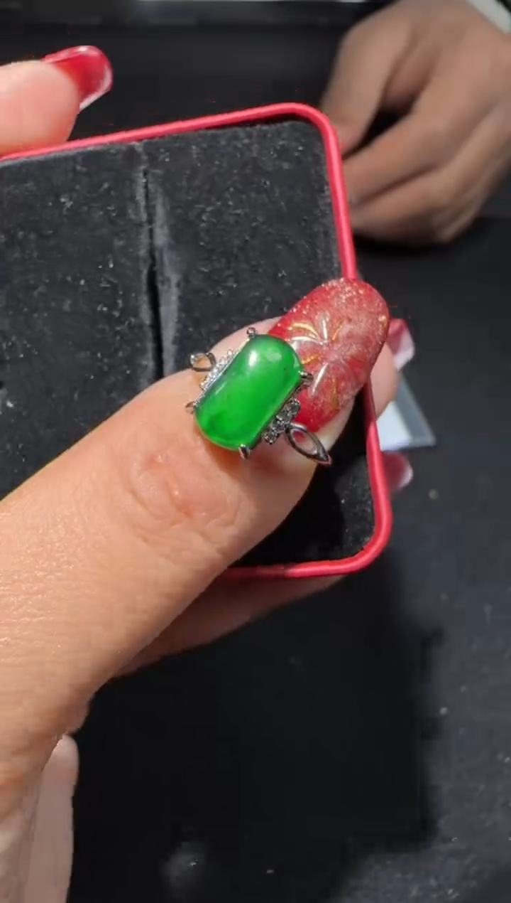 【闪购商品】翡翠戒指未镶嵌7906多样性发货拍一发一