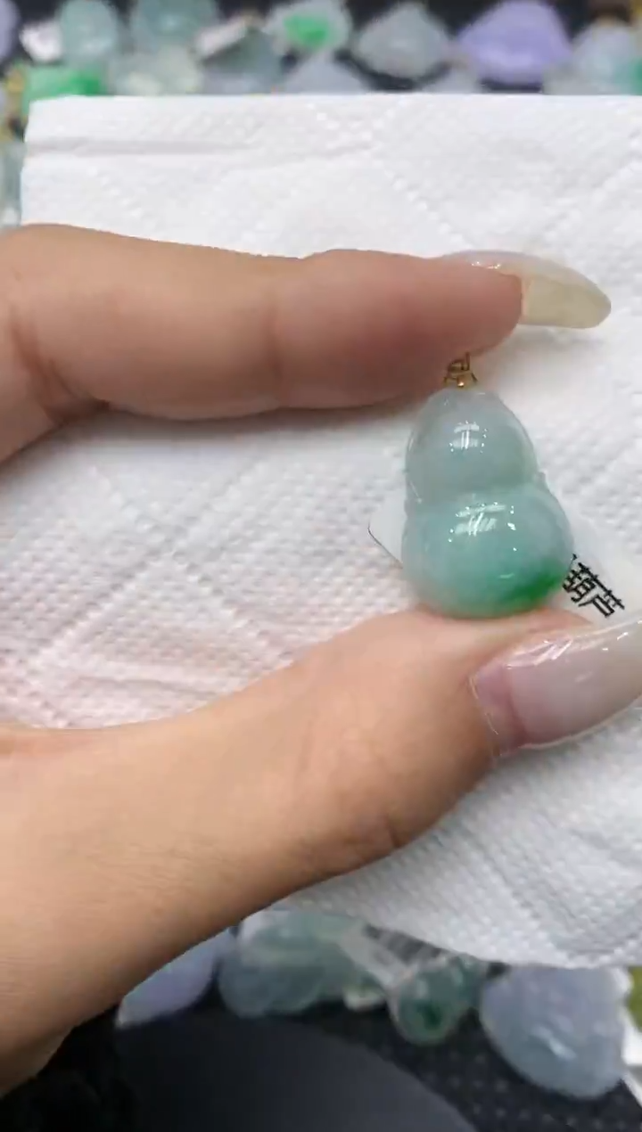 颈饰18K金镶嵌翡翠11111111111