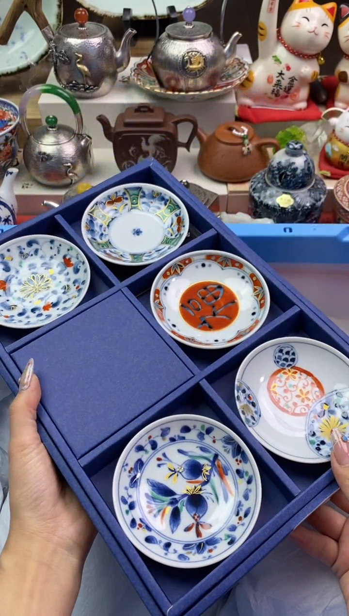 【闪购商品】瓷片隆莲瓷器欢迎大家