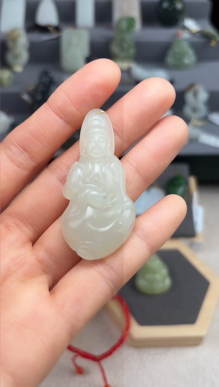 【闪购商品】和田玉颈饰未镶嵌和田玉观音