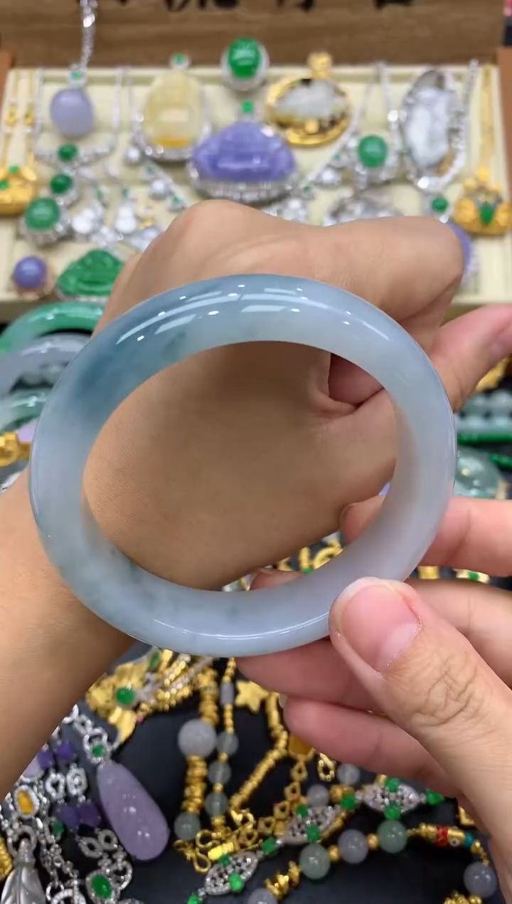 翡翠手镯未镶嵌464-中国好珍宝