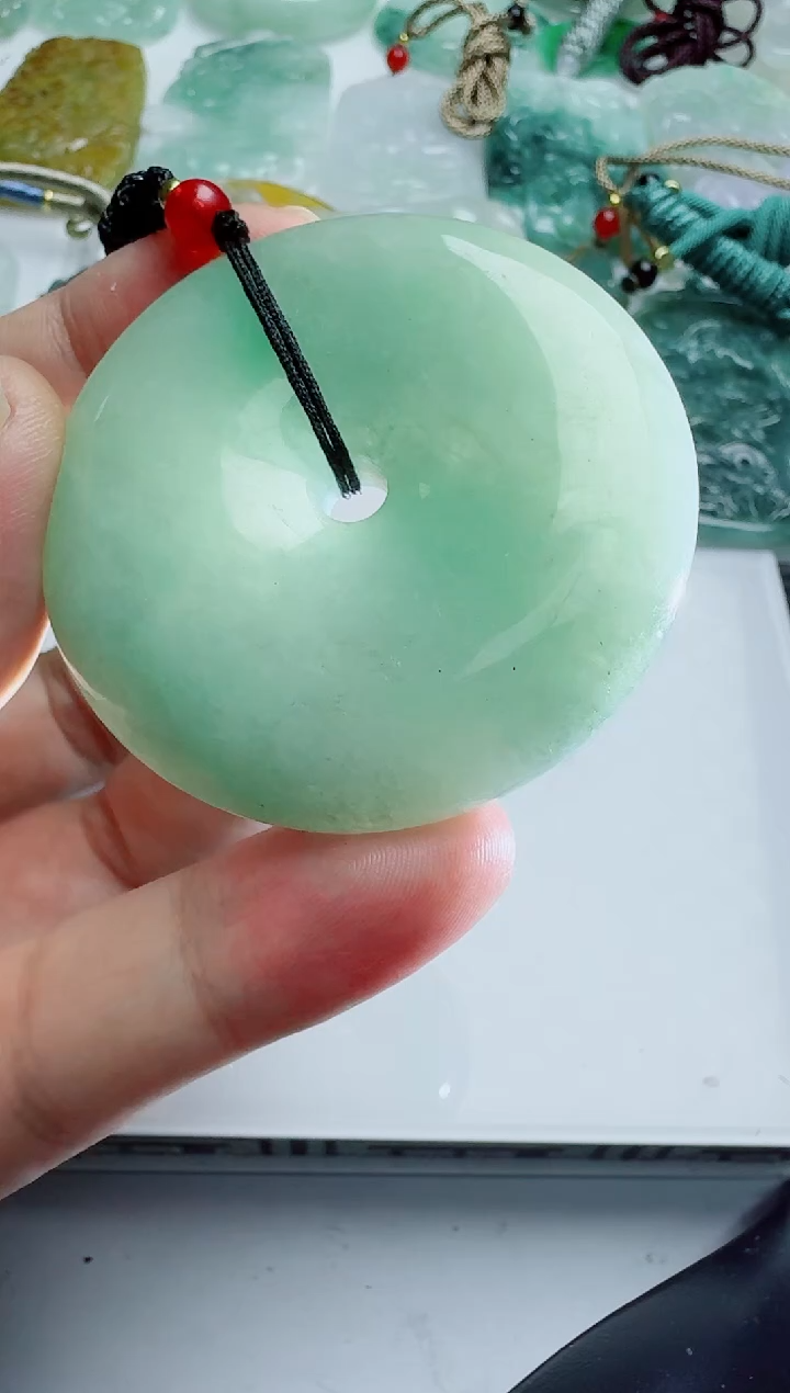 【闪购商品】翡翠吊坠(不含链)未镶嵌1