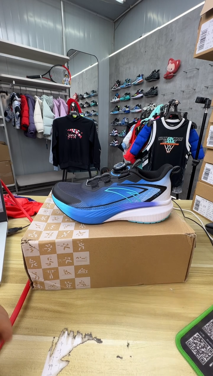 【闪购商品】安踏儿童鞋子尺码：34