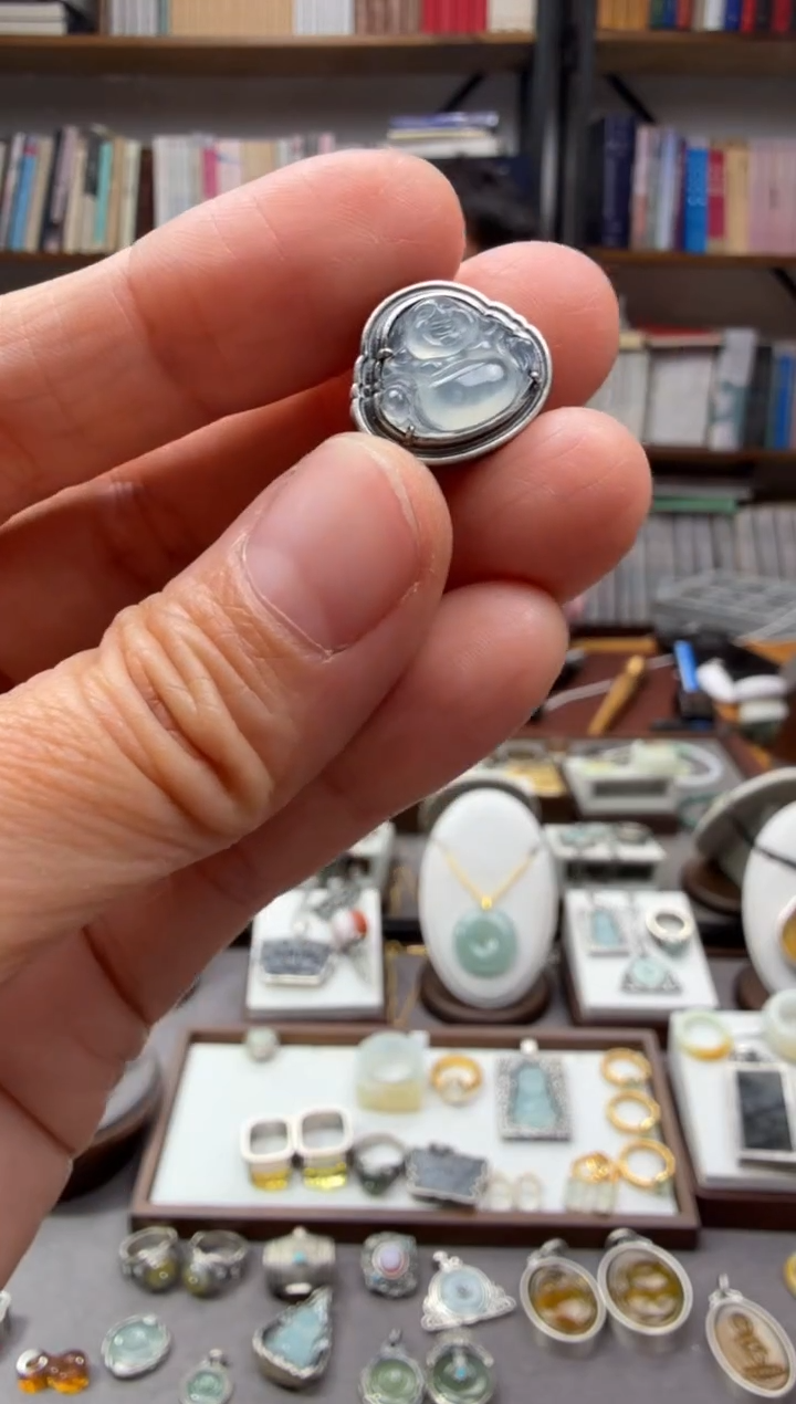 颈饰未镶嵌翡翠翡翠背云